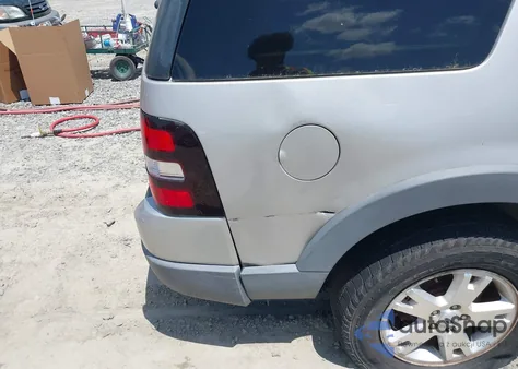 2006 Ford Explorer Xlt z USA, uszkodzony, nr VIN 1FMEU63E96UA54379